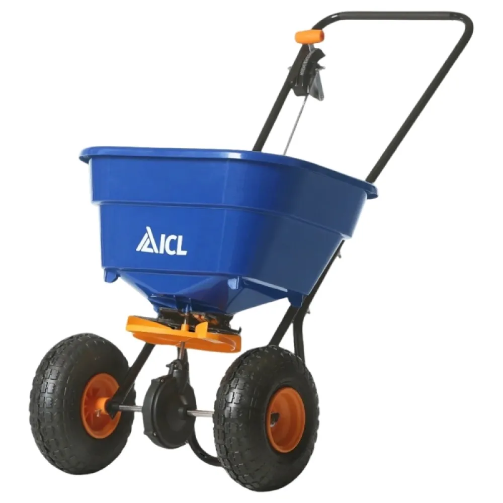 ICL rasipač đubriva AccuPro One za veće površine 30l